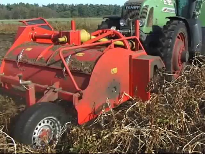 Уборка ботвы картофеля. KS 75-4 ботвоудалитель Grimme. Grimme комбайн КСА 72. Косилка для ботвы картофеля. KS 75-4.